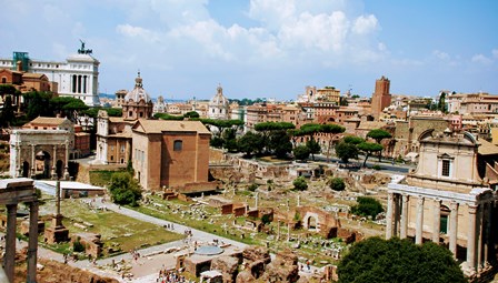 Basílica Emilia, entre el Templo de Antonio y Faustina y la Curia