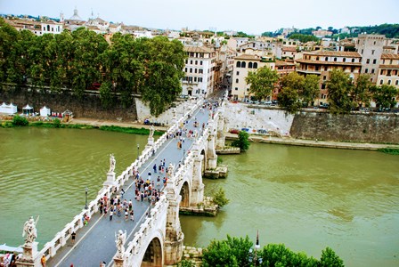 Puente de Sant´Angelo visto desde la terraza del castillo