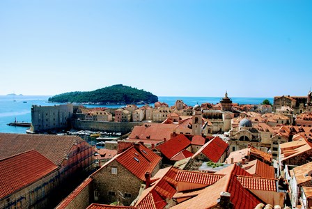 Vistas espectaculares de Dubrovnik, desde las murallas